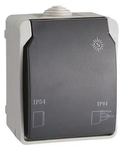 SCHUKO SUPERFICIE IP54